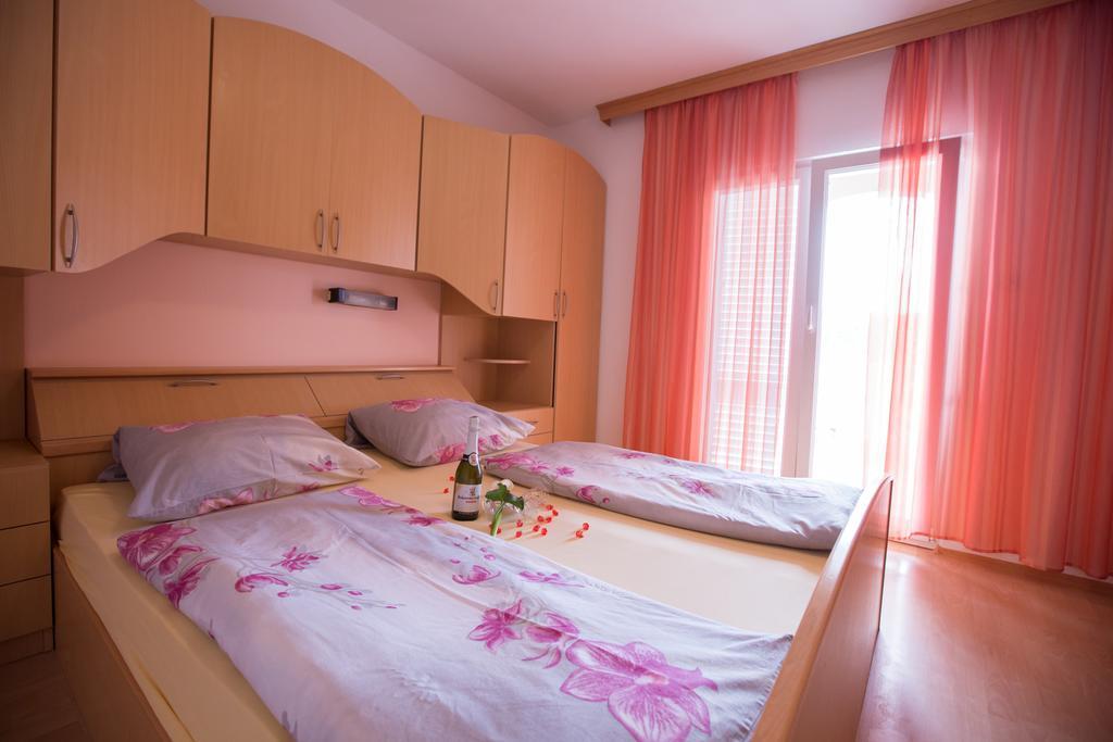 Apartments Dunja Piric Lopar Quarto foto